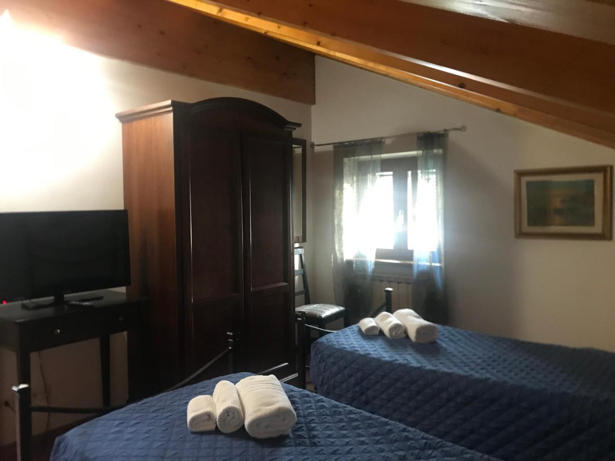 Il Vecchio Noce Hotel Brugnato Exterior photo